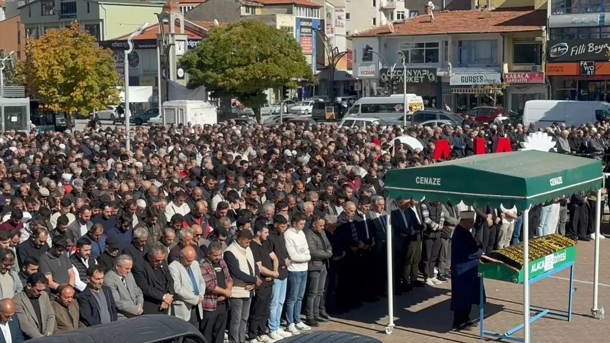 Traktör Kazasında Yaralanan Genç Adam 20 Gün Sonra Hayatını Kaybetti