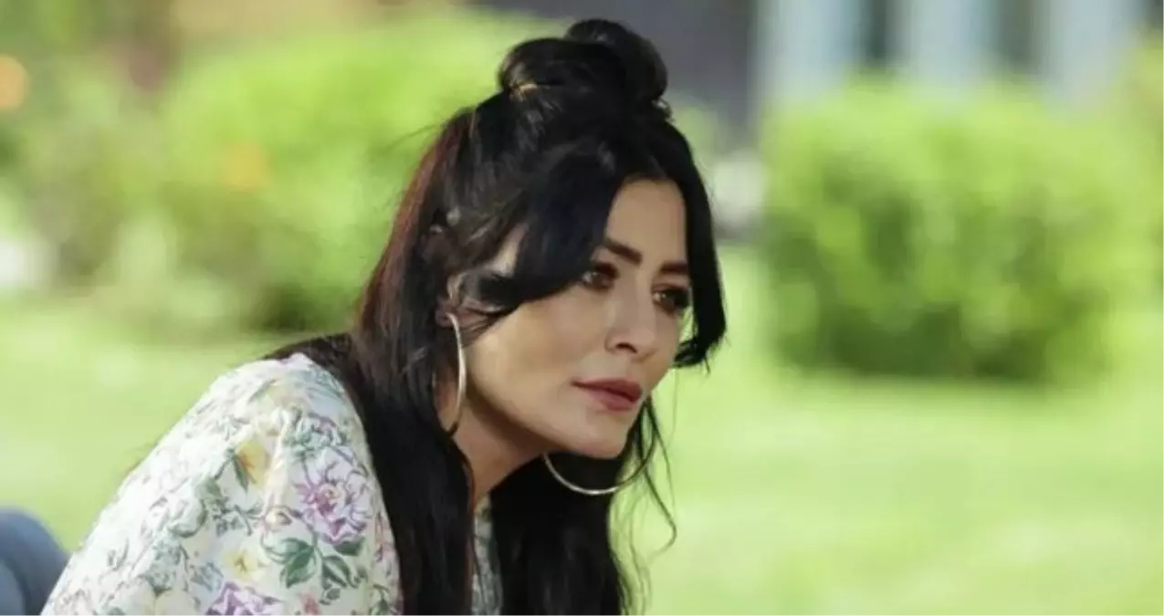 Deniz Çakır kimdir? Çarpıntı dizisinin Hülya'sı Deniz Çakır kaç yaşında, nereli, kariyeri?