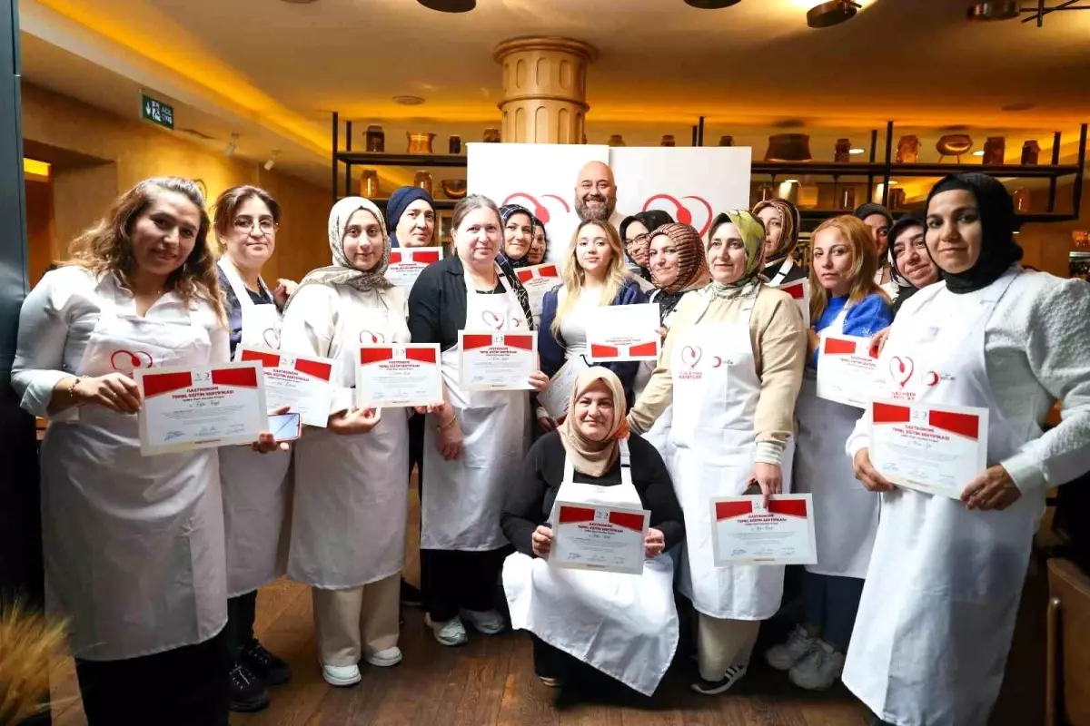 Kahramanmaraş'tan 20 Depremzede Kadına İstanbul'da 'İyilikle Pişen Hayatlar' Atölyesi
