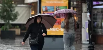 Edirne'de Sağanak Yağış Hayatı Olumsuz Etkiliyor