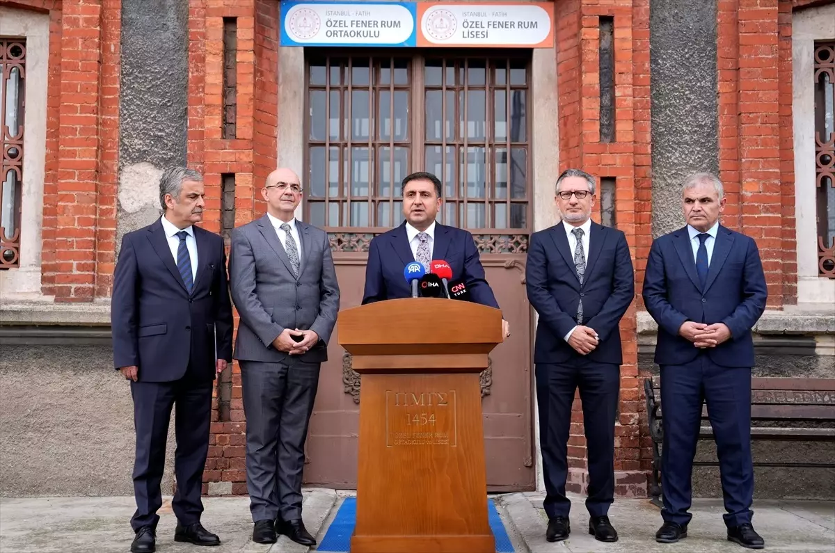 Fener Rum Lisesi'nin Güçlendirilmesi için Çalışmalar Devam Ediyor