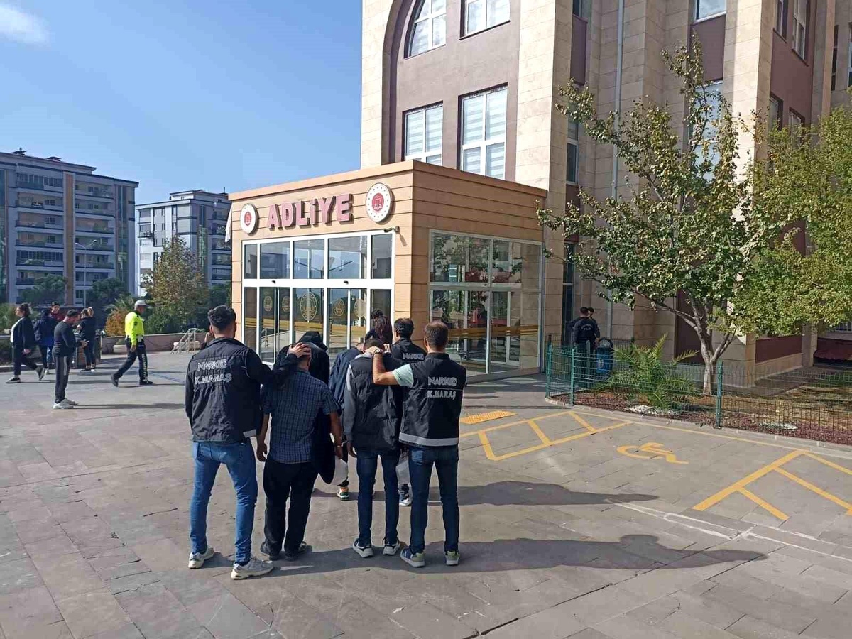 Kahramanmaraş'ta 2 Hükümlü Yakalandı
