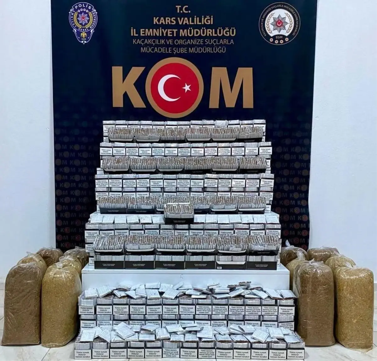 Kars'ta Kaçak Tütün Operasyonu: 80 Bin Makaron ve 60 Kilo Tütün Ele Geçirildi