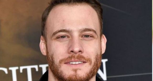Kerem Bürsin kimdir? Kerem Bürsin'in yeni sevgilisi kim?