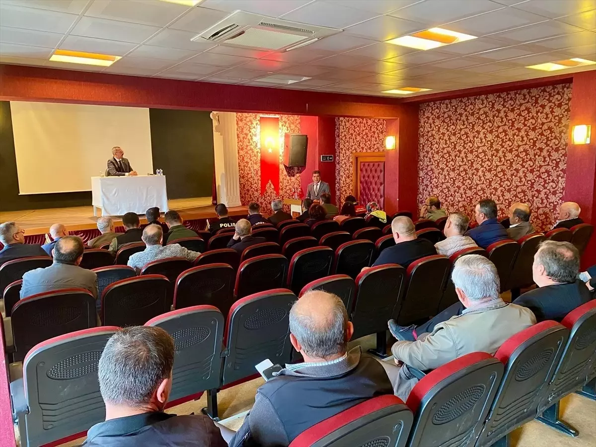 Pınarhisar'da Muhtarlar Toplantısı Gerçekleşti