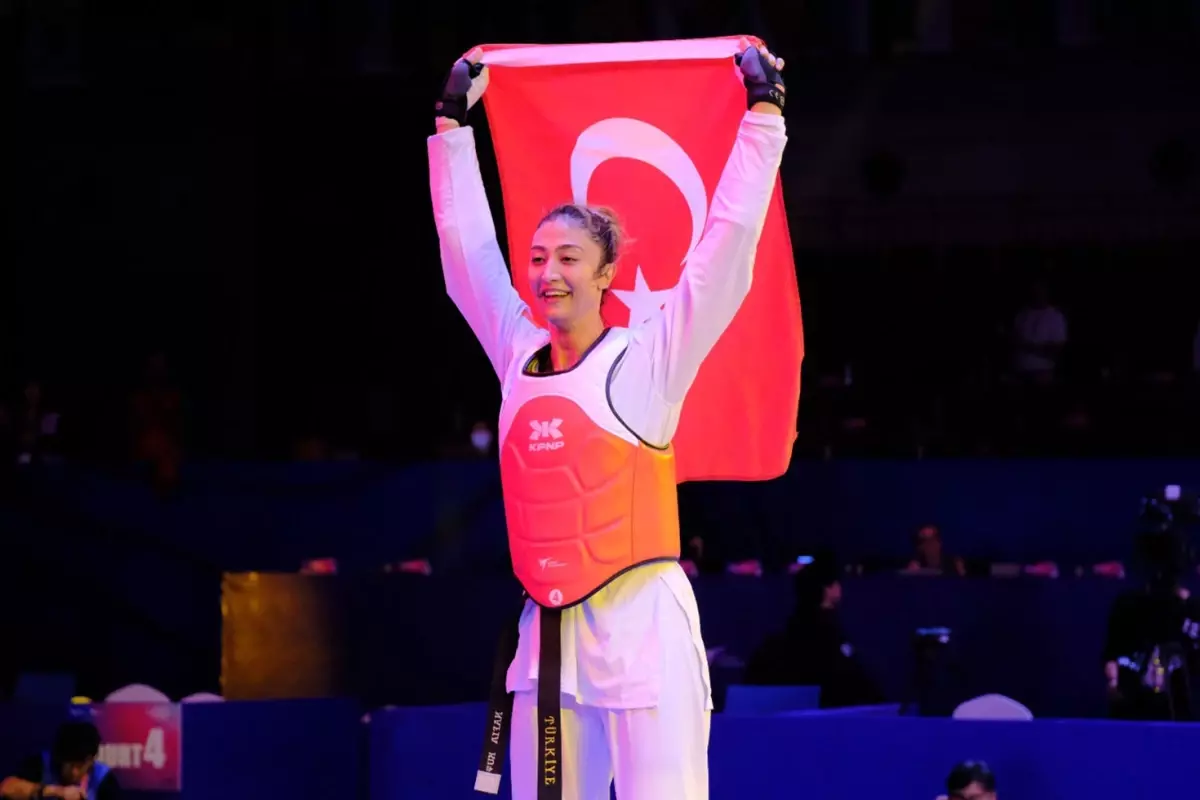 Nafia Kuş, üst üste ikinci kez dünya şampiyonu