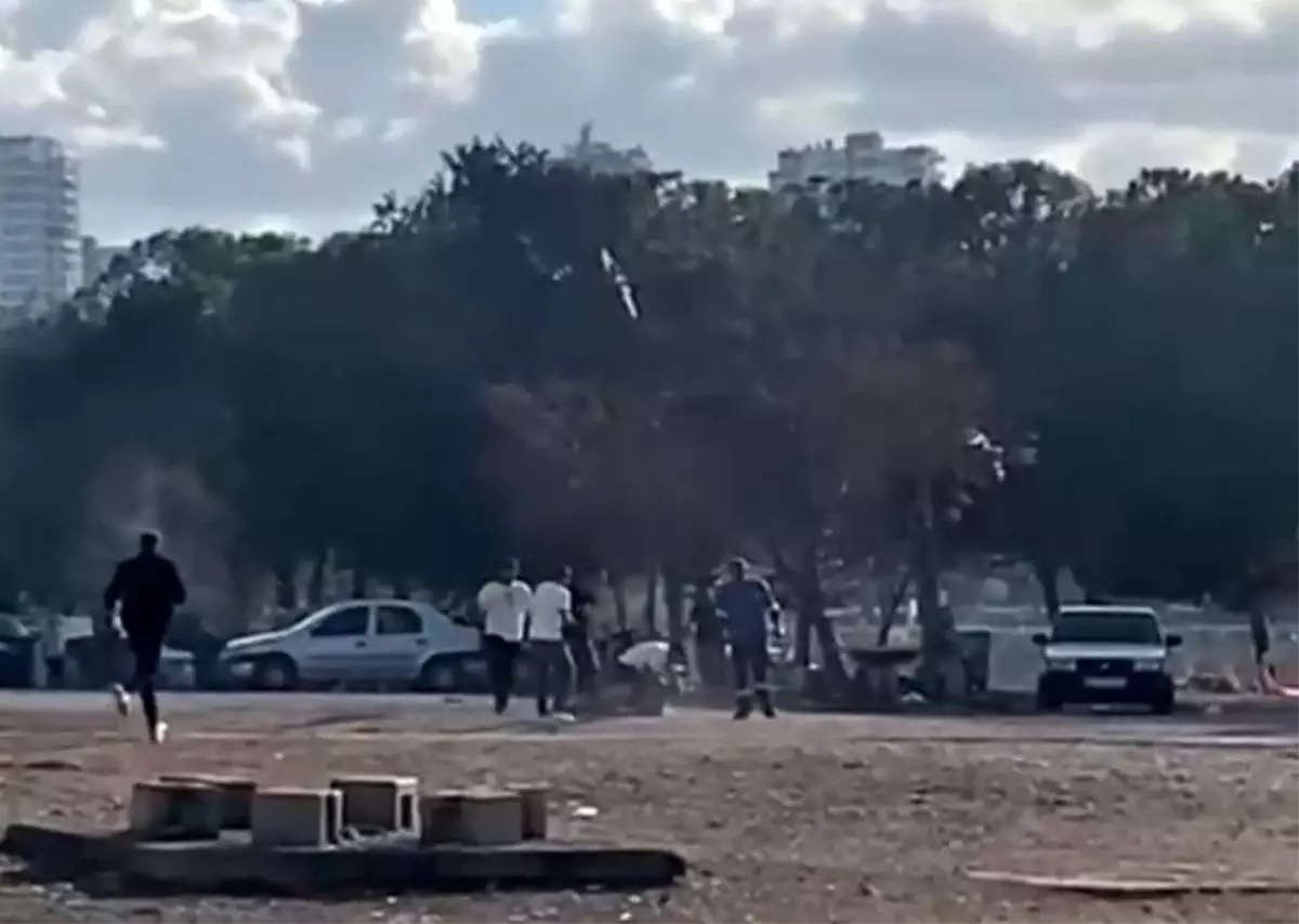 Adana'da Bıçaklama Olayı Kamerada