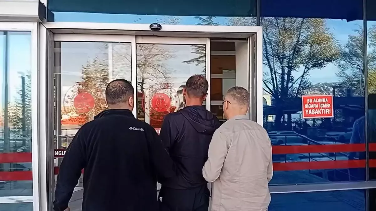 Zonguldak'ta Oto Galeriye Tabancayla Saldırı