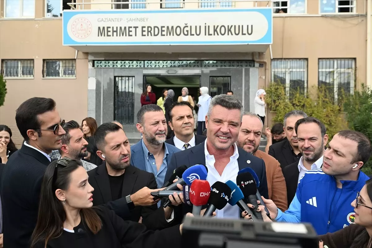 Fenerbahçe Başkanı Saran'dan TFF'nin Hakemlerle İlgili Açıklamalarına Destek