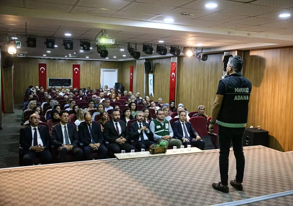 Adana'da Anne ve Anne Adaylarına Uyuşturucu Eğitimi