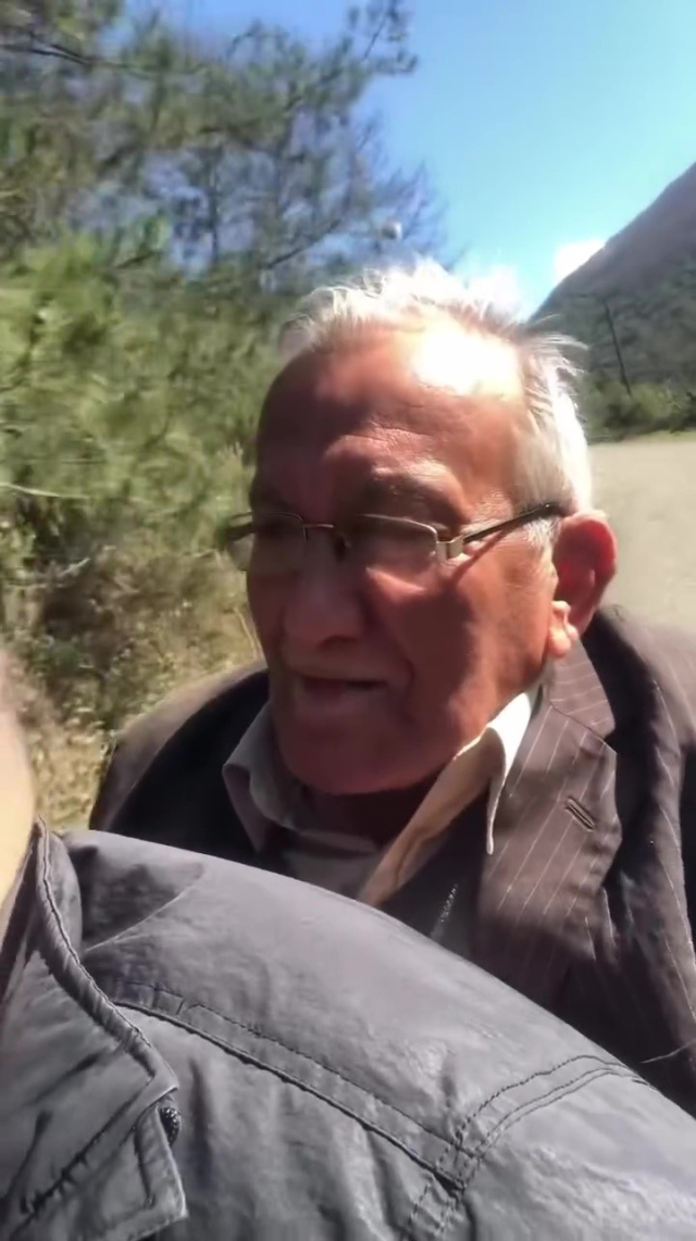 76 yasindaki dede ve torunundan neseli motosiklet 19193888 5624 m