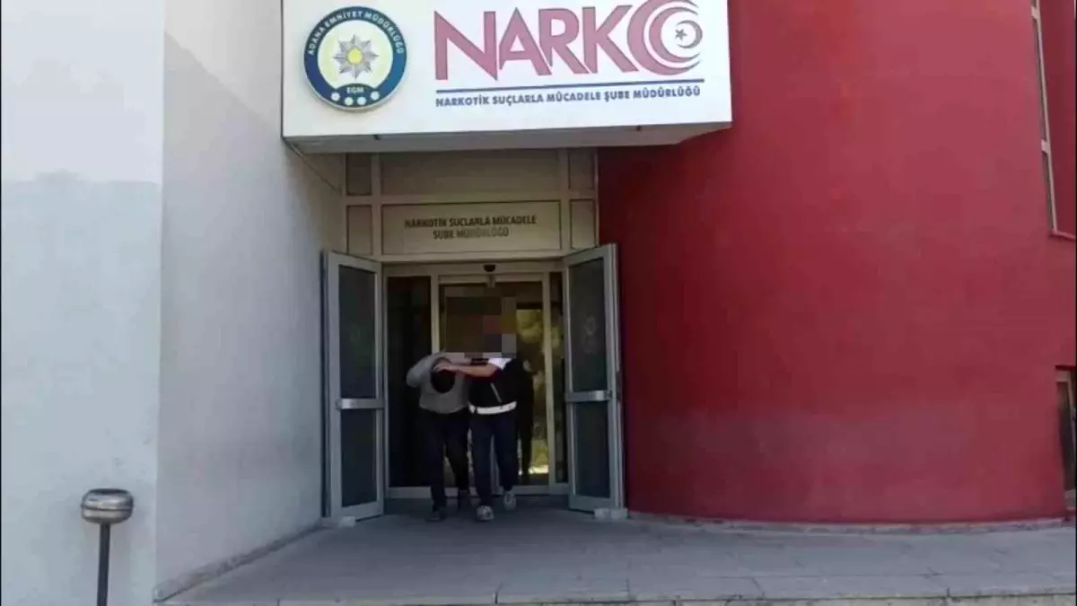 Adana'da Uyuşturucu Ticaretinden 22 Firari Hükümlü Yakalandı