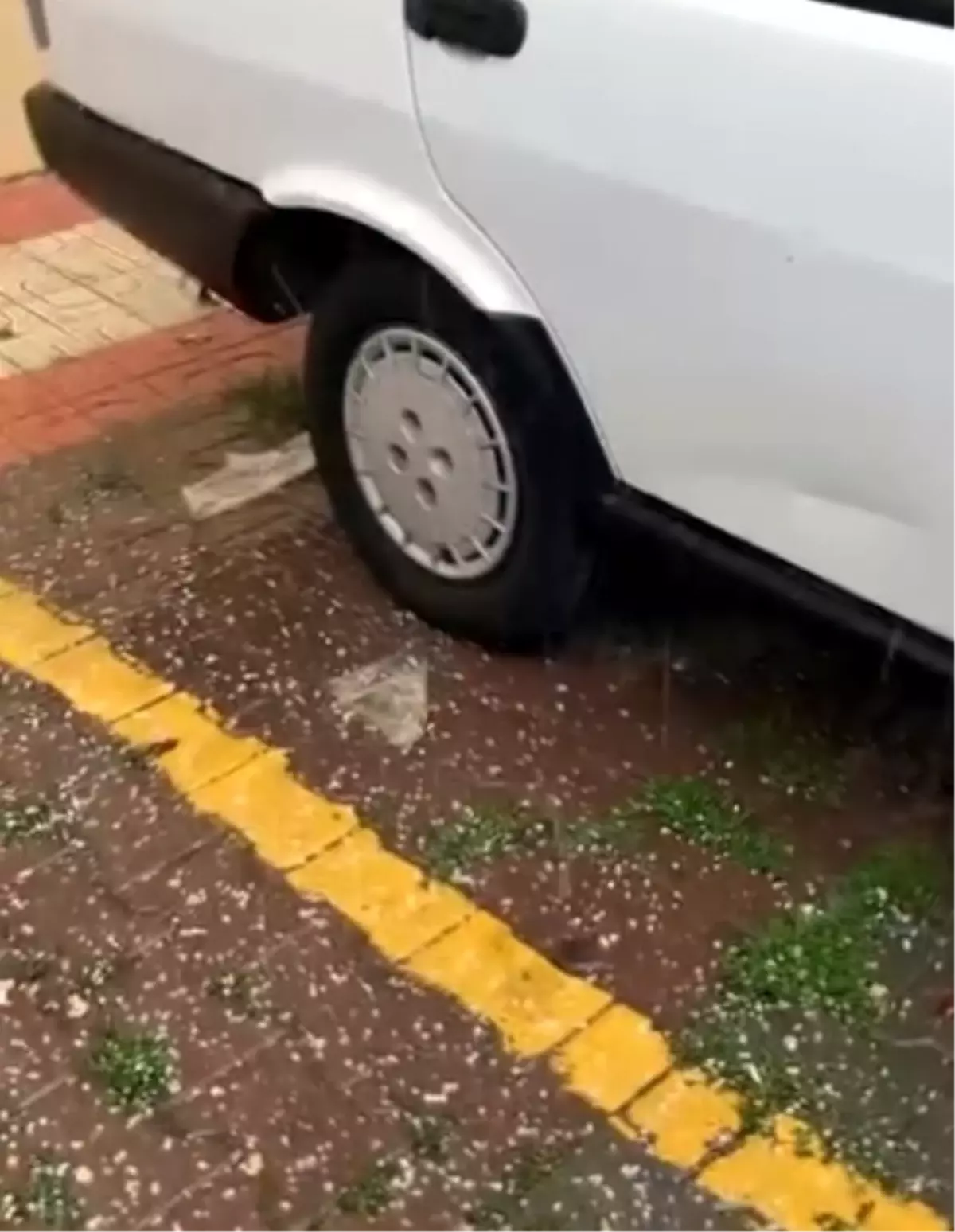 Ankara'da Sağanak ve Dolu Yağışı Uyarısı