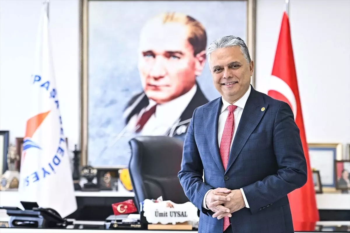 Muratpaşa, Finike ve Konyaaltı Belediye Başkanlarından Cumhuriyet Bayramı Mesajları