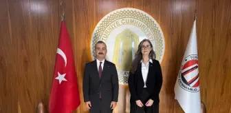 Avustralya'nın Çanakkale Konsolosu Laura Wauchope, Kaymakam Yenigün'ü Ziyaret Etti