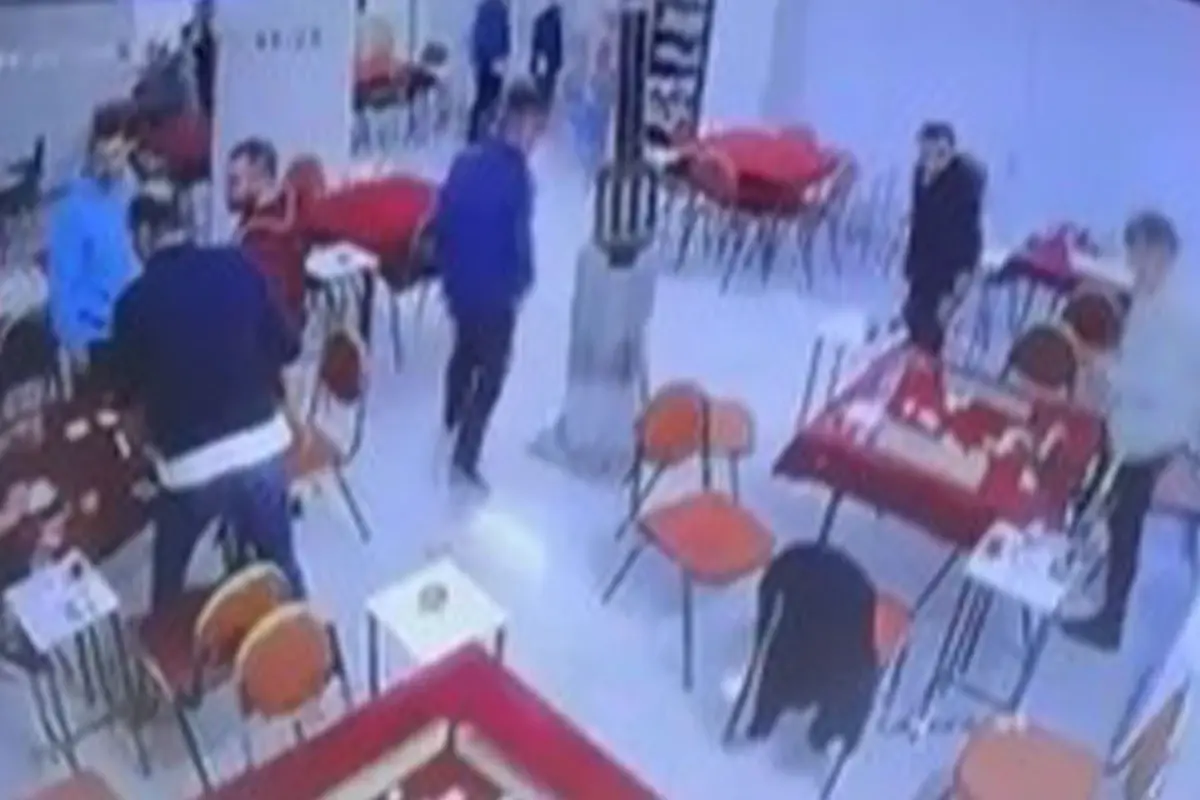 6.1'lik deprem sırasında herkes kaçarken onlar okey oynamaya devam etti