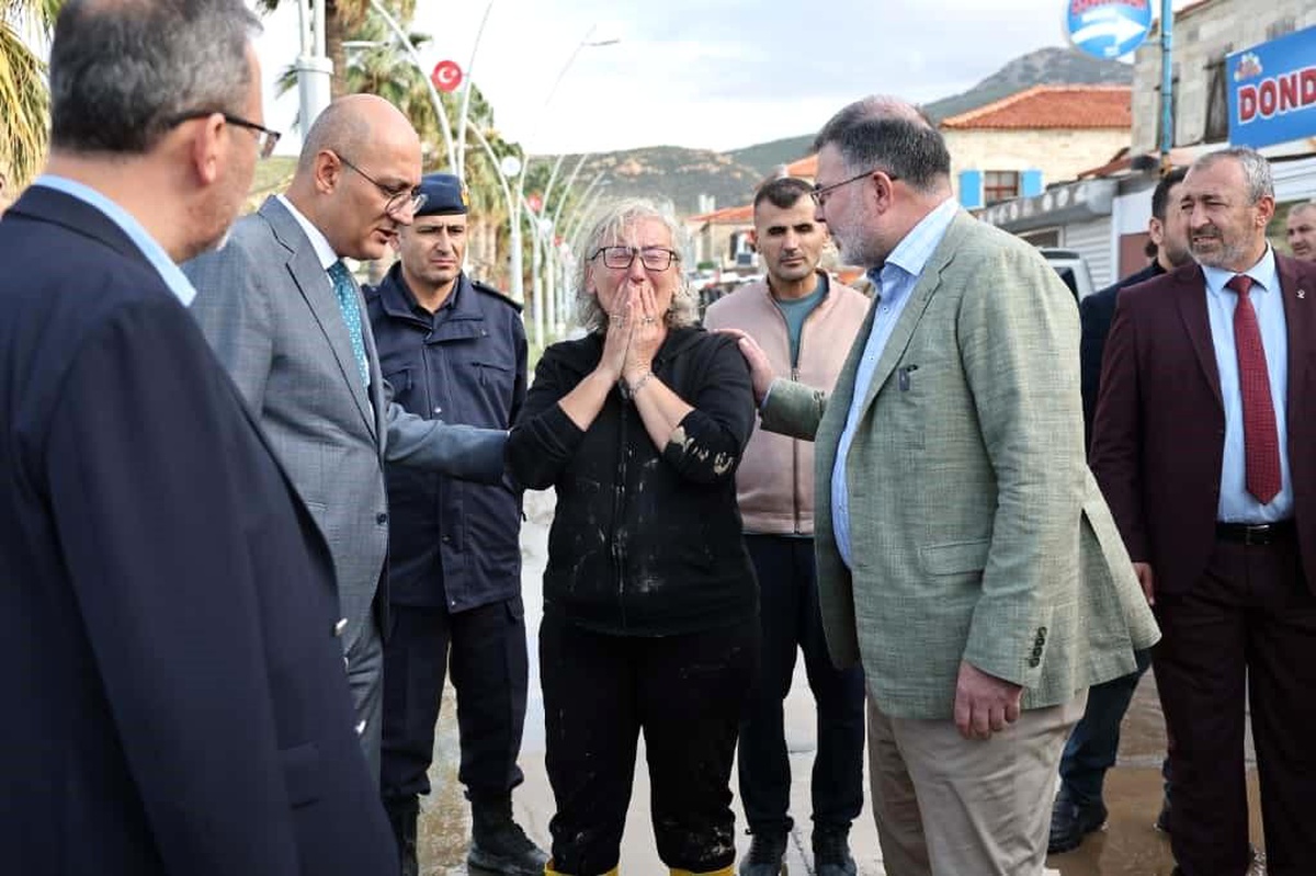 Başkan Saygılı, Foça'da devlet yardımlarının başladığını duyurdu