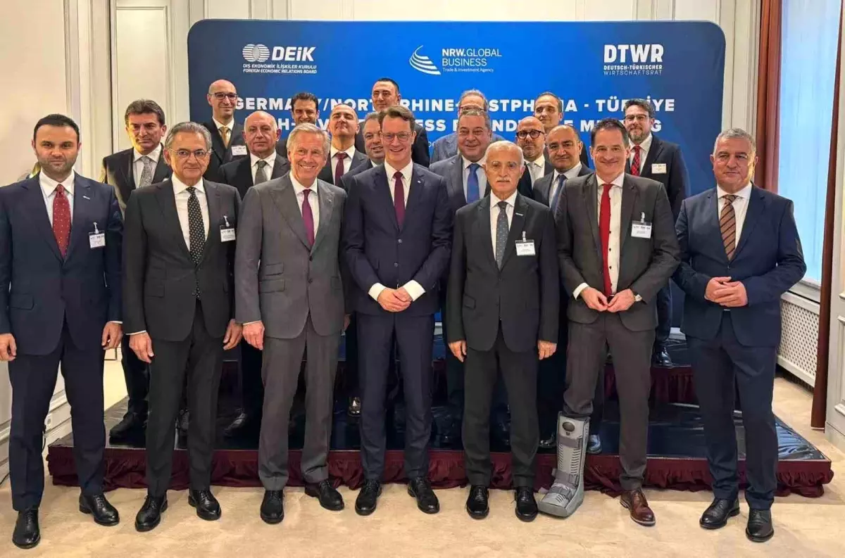 OYAK Genel Müdürü Yalçıntaş, Almanya'da Yatırımların Stratejik Önemi Üzerine Konuştu