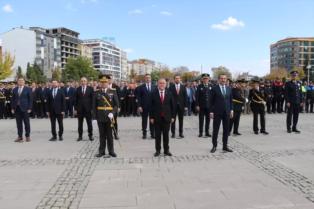 Doğu ve Güneydoğu'da Cumhuriyet'in 102. yıl dönümü kutlanıyor