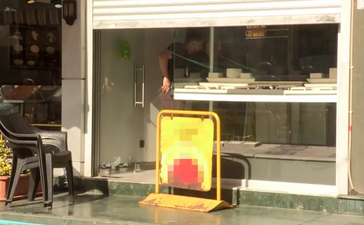 Antalya'da Kuyumcu Soygunu: 4 Kilo Altın Çalındı