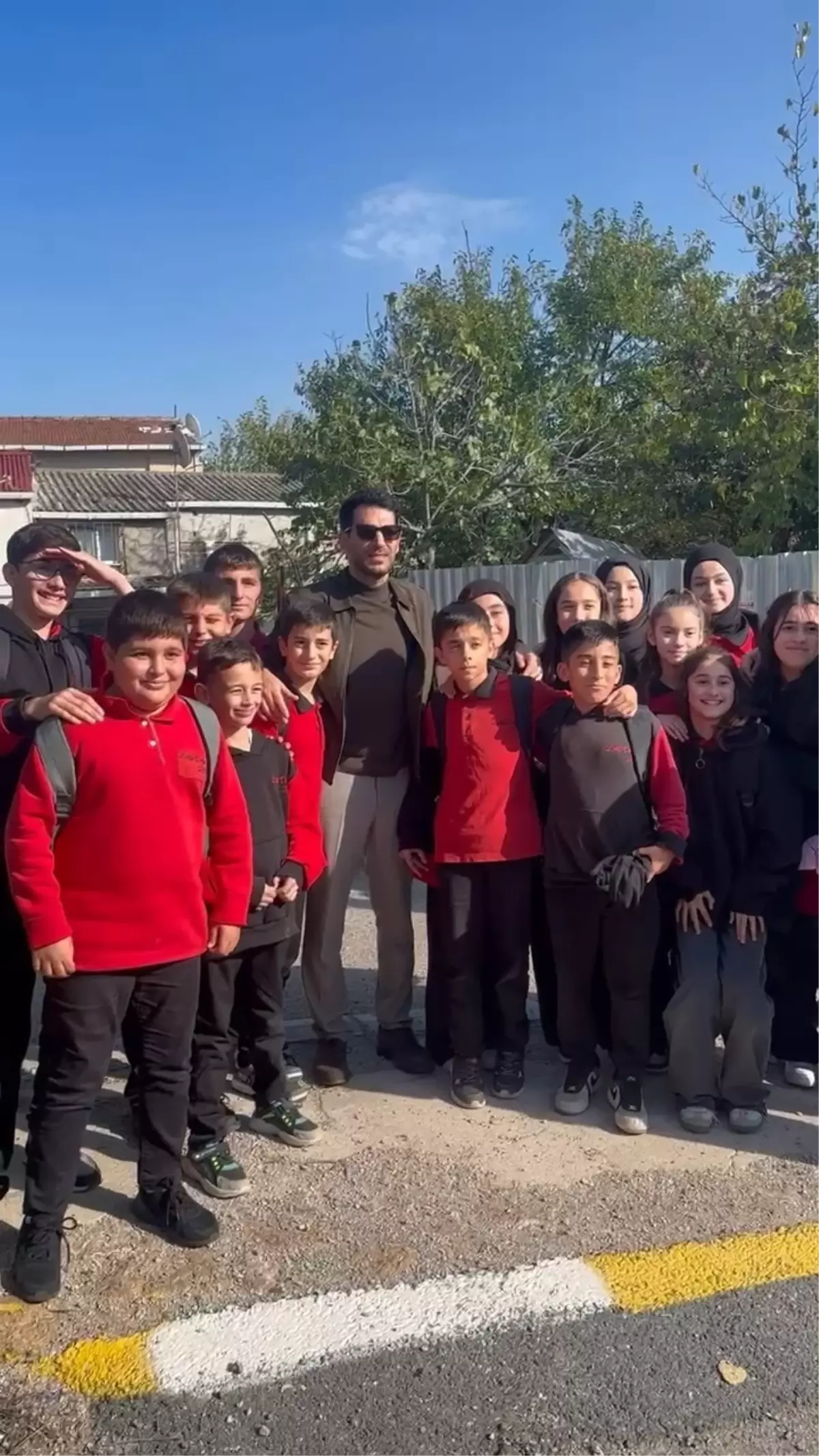 Güller ve Günahlar Dizisi Seti Çocuklarla Şenlendi