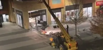 Hırsızlar telehandler kullanarak ATM çaldı!