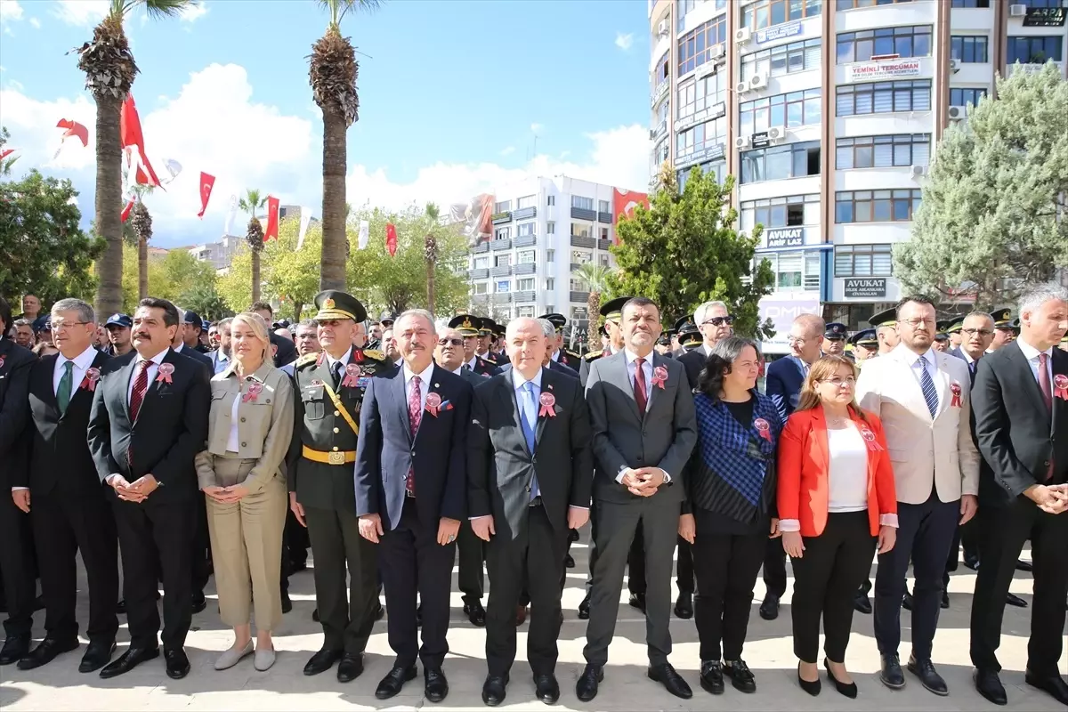 Cumhuriyet Bayramı Törenleri Ege Bölgesi'nde Coşkuyla Kutlandı