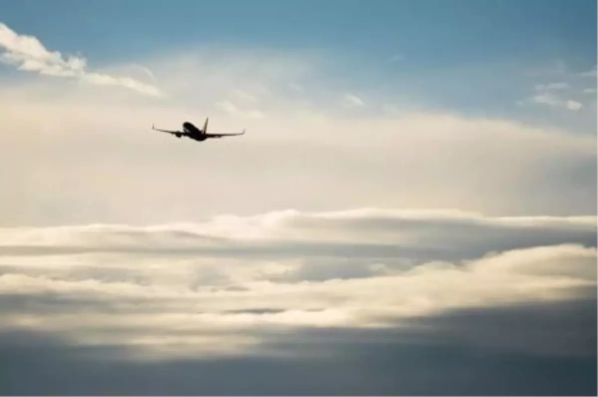 Kenya'da Özel Bir Uçak Düştü: 12 Kişi Hayatını Kaybetti