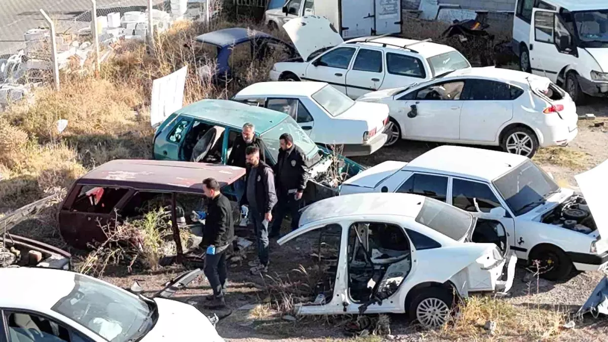Nevşehir'de Organize Araç Hırsızlığı Operasyonu: 8 Gözaltı