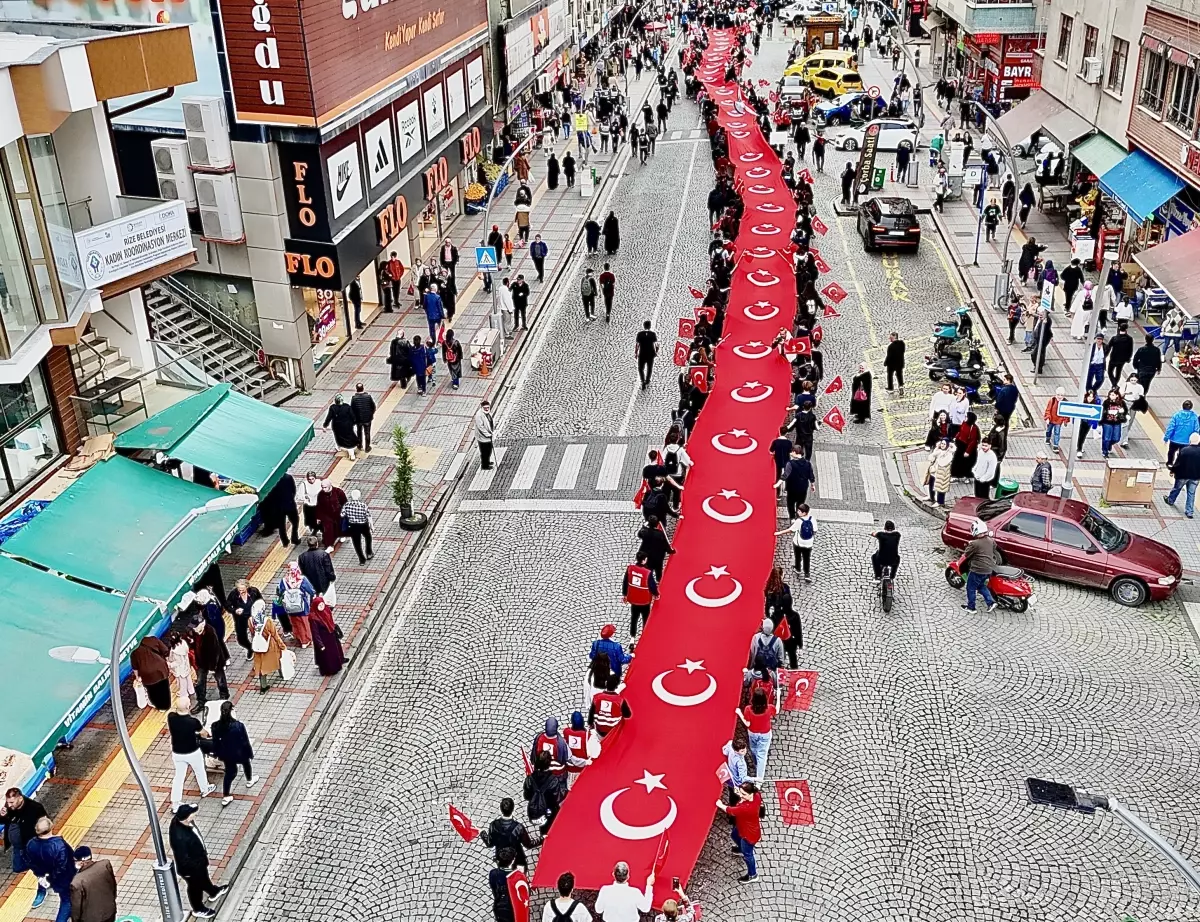 Rize'de Cumhuriyet Bayramı Coşkuyla Kutlandı