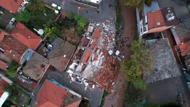 The destruction in Sındırgı became apparent as day broke
