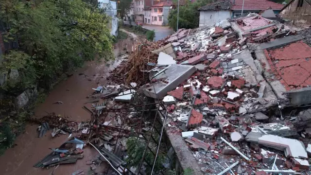 The destruction in Sındırgı became apparent as day broke