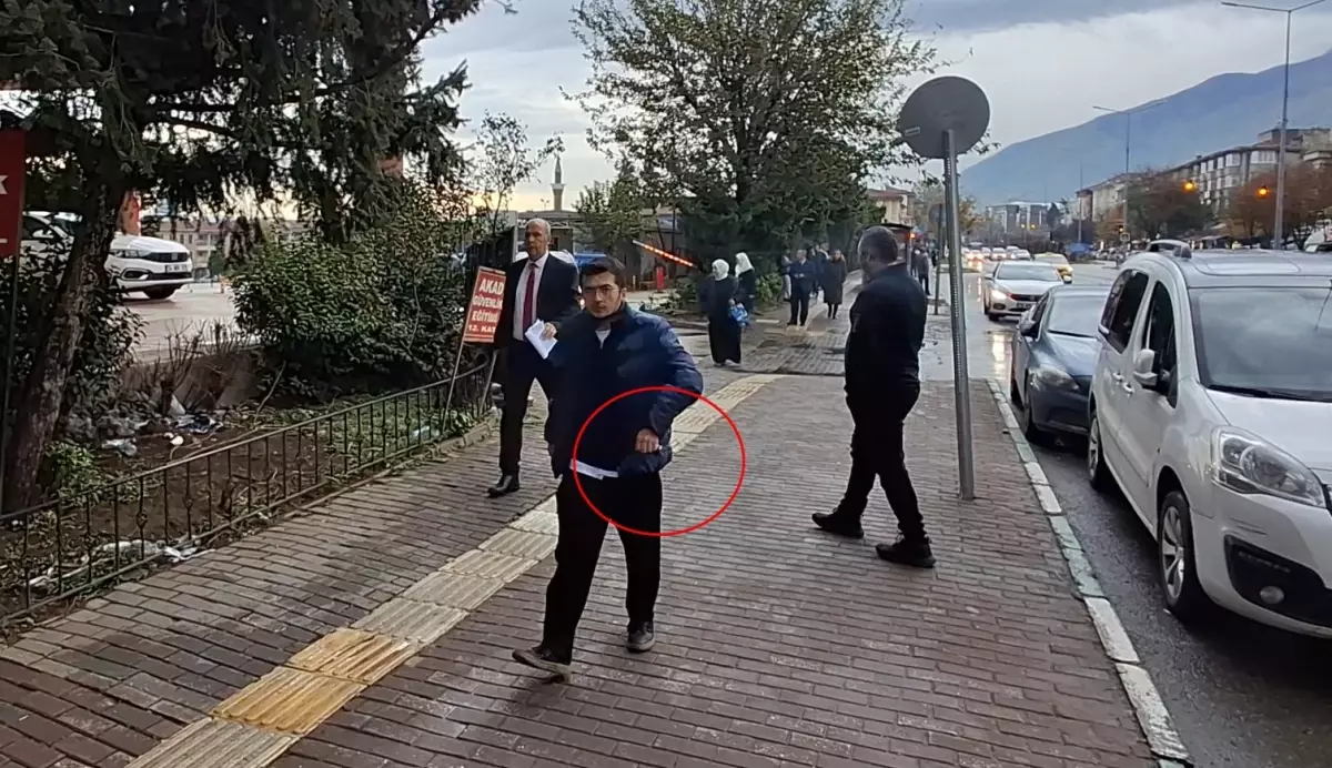 Bursa'da Çöp Atan Vatandaşın Duyarlılığı