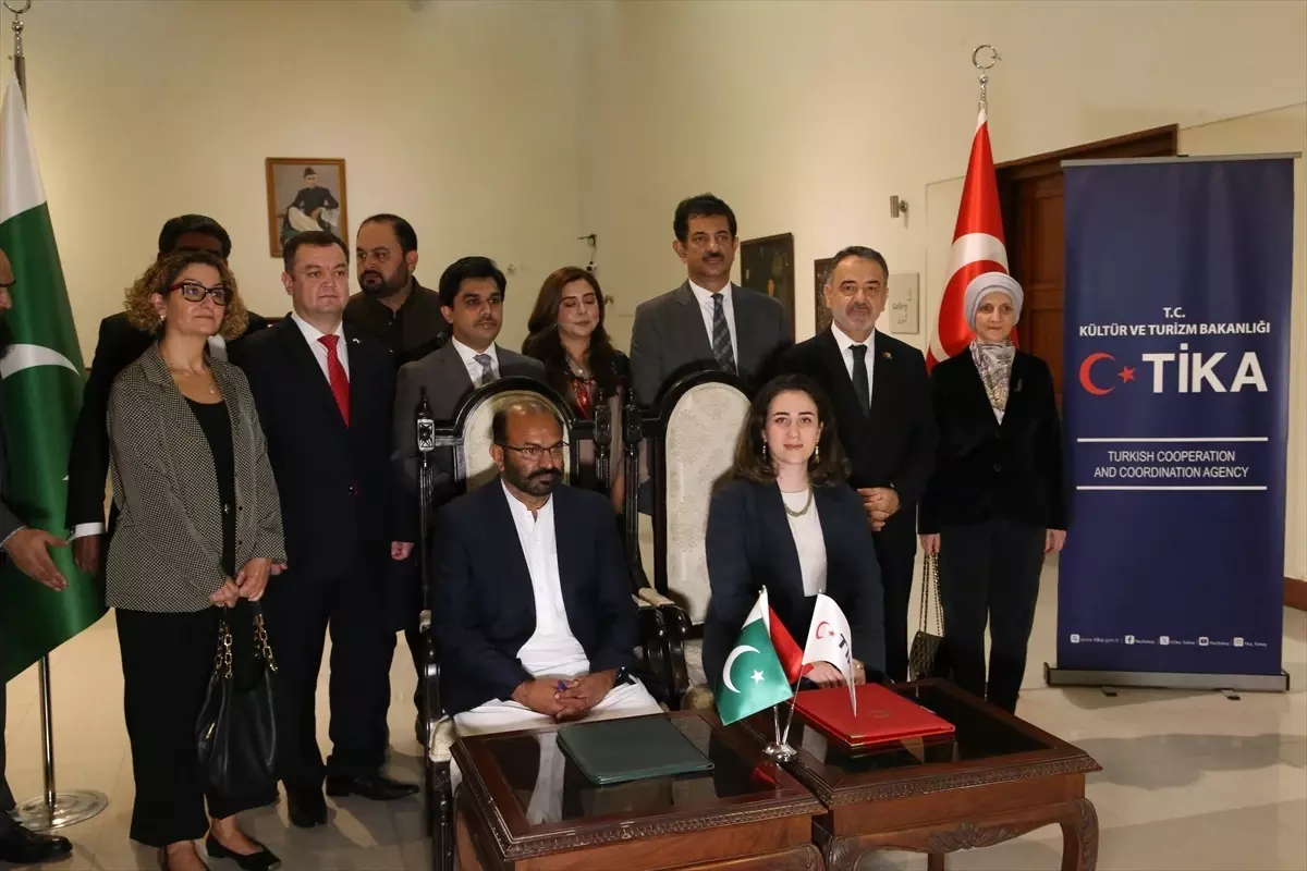 TİKA ve Pakistan, İkbal Müzesi'nin Restorasyonu İçin Anlaştı