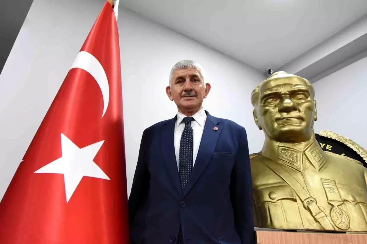 Türkiye Muharip Gaziler Derneği Erzurum Şube Başkanı Mesci: "Cumhuriyet, bu milletin en kıymetli emanetidir"