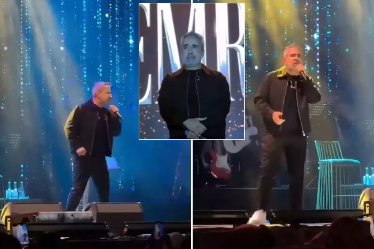 300 mənzili olan müğənni Emrah səhnədə göz yaşı töküb