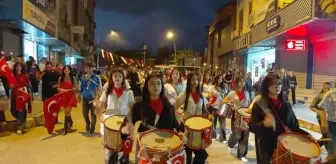 Adana ve Hatay'da fener alayı düzenlendi