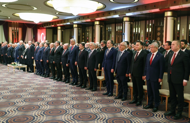 Beştepe'deki 29 Ekim resepsiyonunda dikkat çeken detay! Bahçeli katılmadı 3 bestepe deki 29 ekim resepsiyonunda dikkat ceken 19199377 4119 m