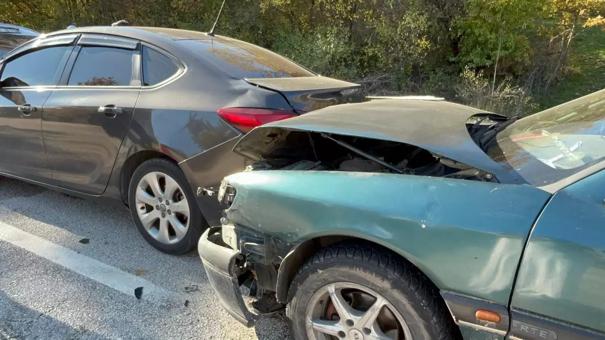 Bolu'da Zincirleme Kaza: 3 Yaralı