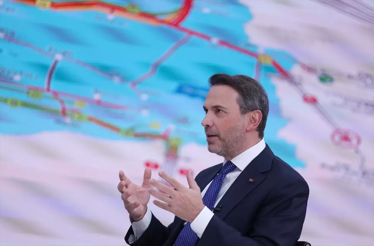 Bakan Bayraktar: Diyarbakır'da 24 Sondaj Yapılacak, Trakya'da Gaz Çalışmaları Başlayacak