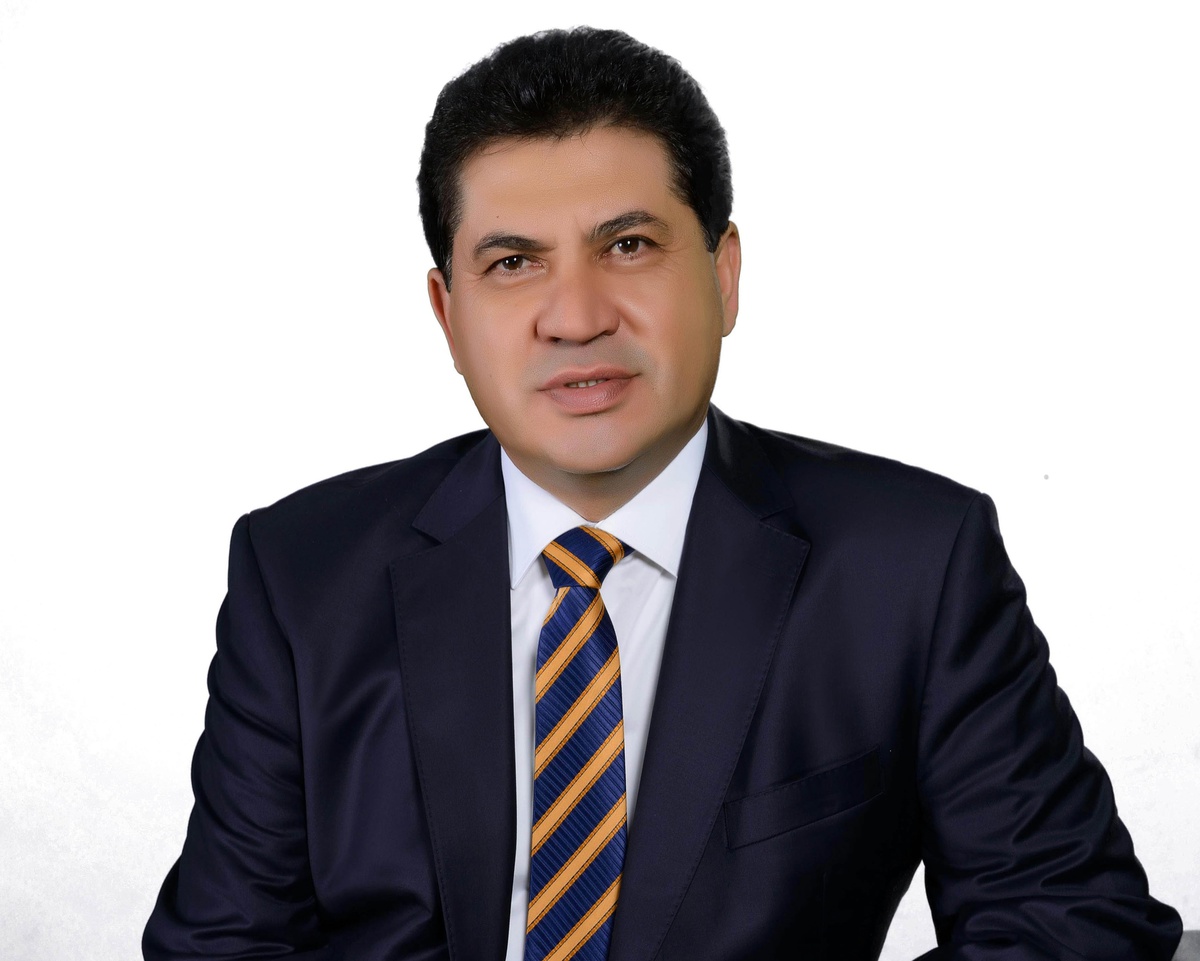 Eski Kemer Belediye Başkanı Gözaltına Alındı