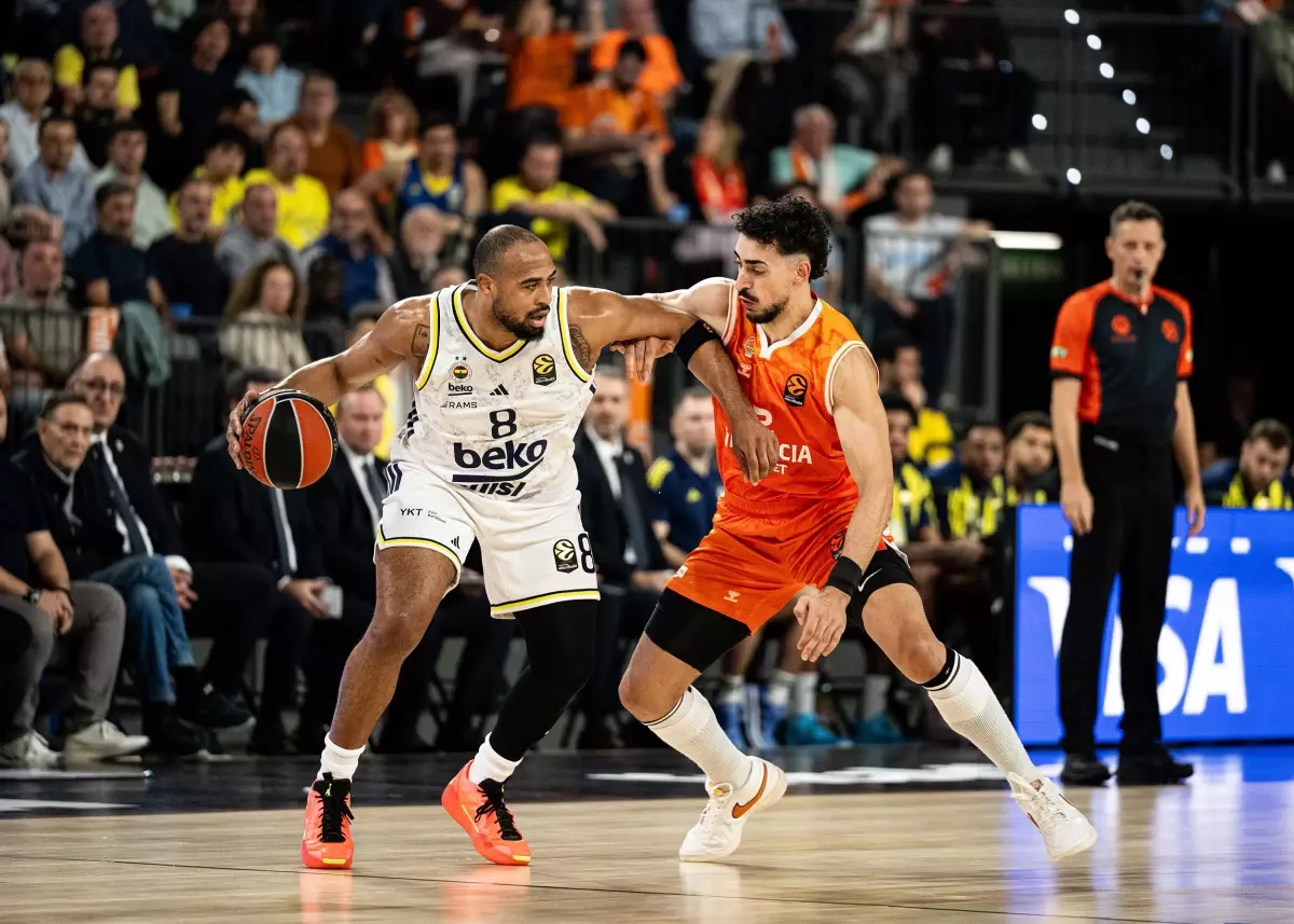 Fenerbahçe Beko, Valencia Basket&apos;e Yenildi
