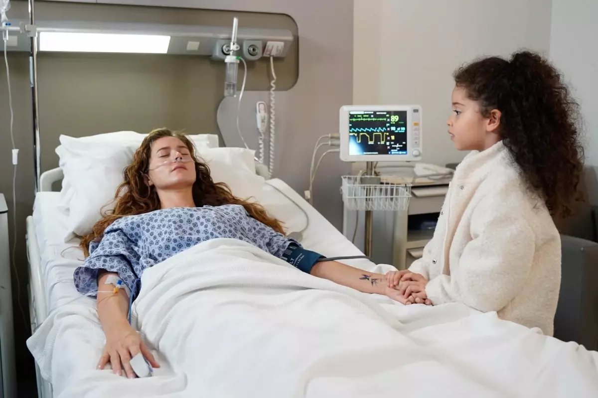 Güller ve Günahlar'da Büyük Kırılma Anı: Berrak Uyanıyor