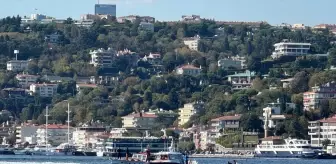 İstanbul Boğazı'nda Tekne ile Kano Çarpıştı