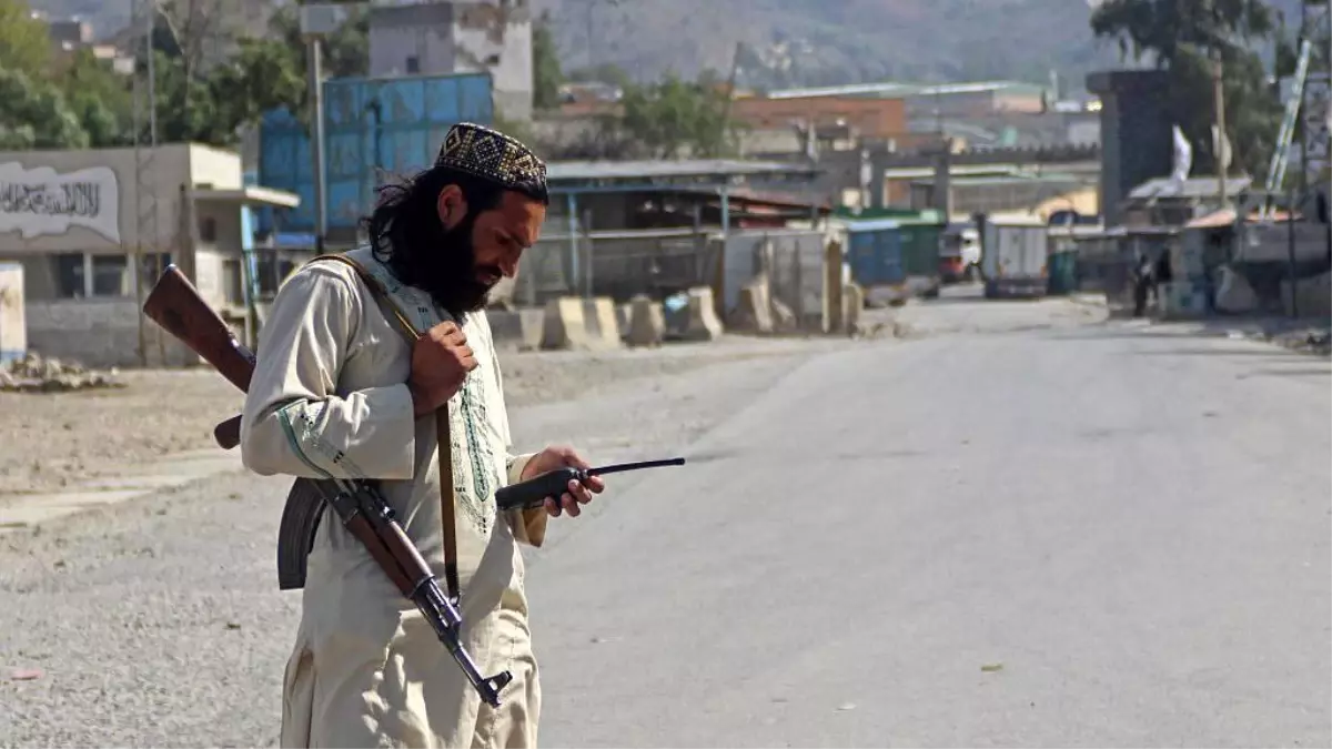 Taliban ve Pakistan Arasında Sınırda Şiddetli Çatışmalar