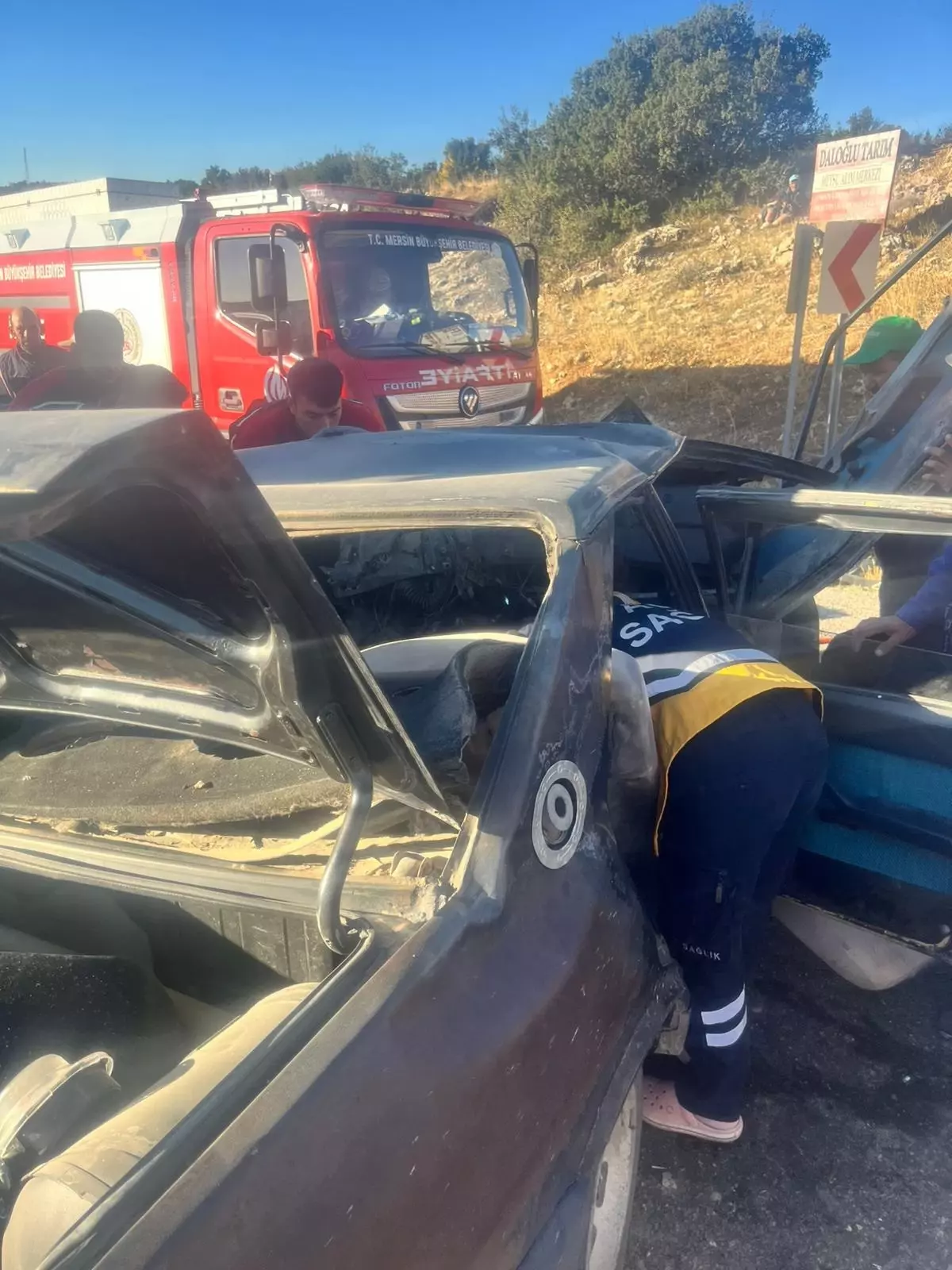 Mersin'de Tarım İşçilerini Taşıyan Midibüsün Kaza Yapması: 3 Ölü, 12 Yaralı