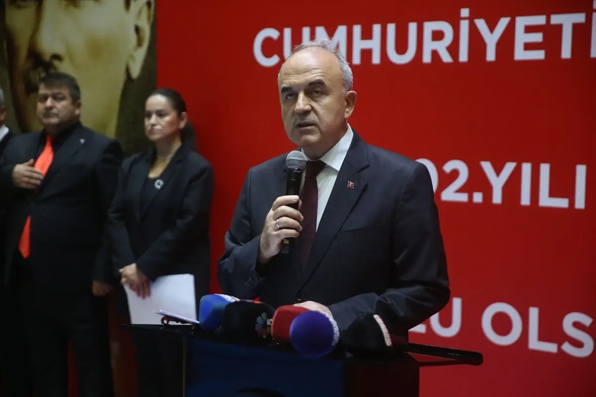 Trabzon ve çevre illerde Cumhuriyet'in 102. yıl dönümü kutlandı