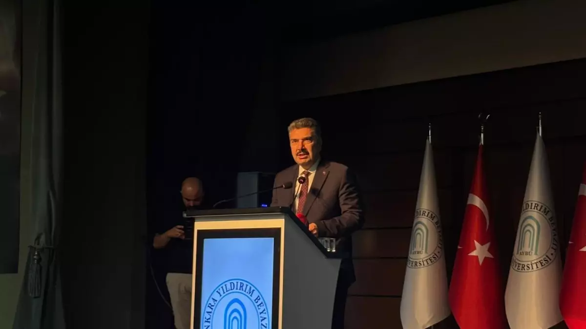 AK Parti, Genç Mühendis Adaylarına 'Kamp'üss' Programıyla Eğitim Veriyor