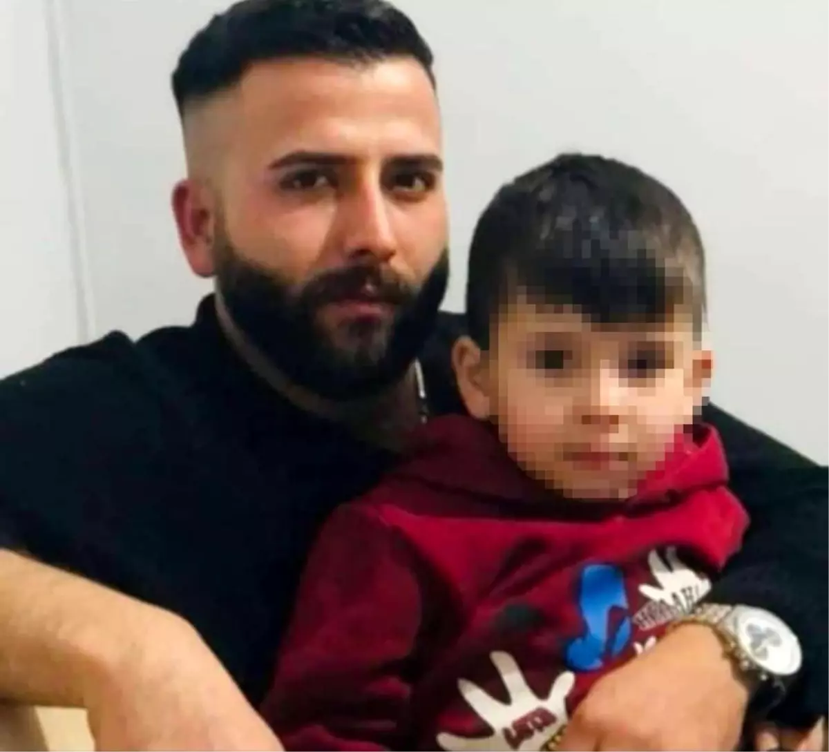 Esenyurt'ta akraba aileler arasında kavga: 1 ölü, 4 yaralı