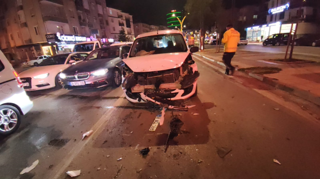 alkollu surucu kimlik isteyen polise tekme atti 19200122 1 m